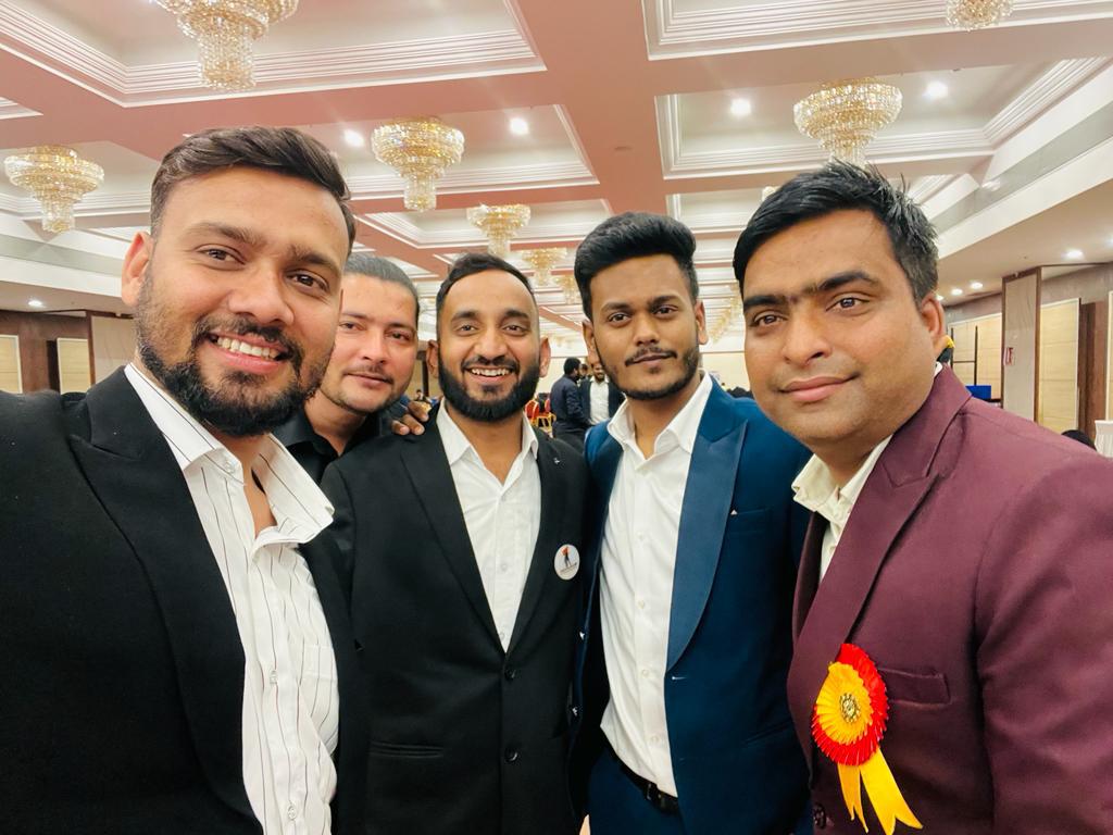 FX World trading community event